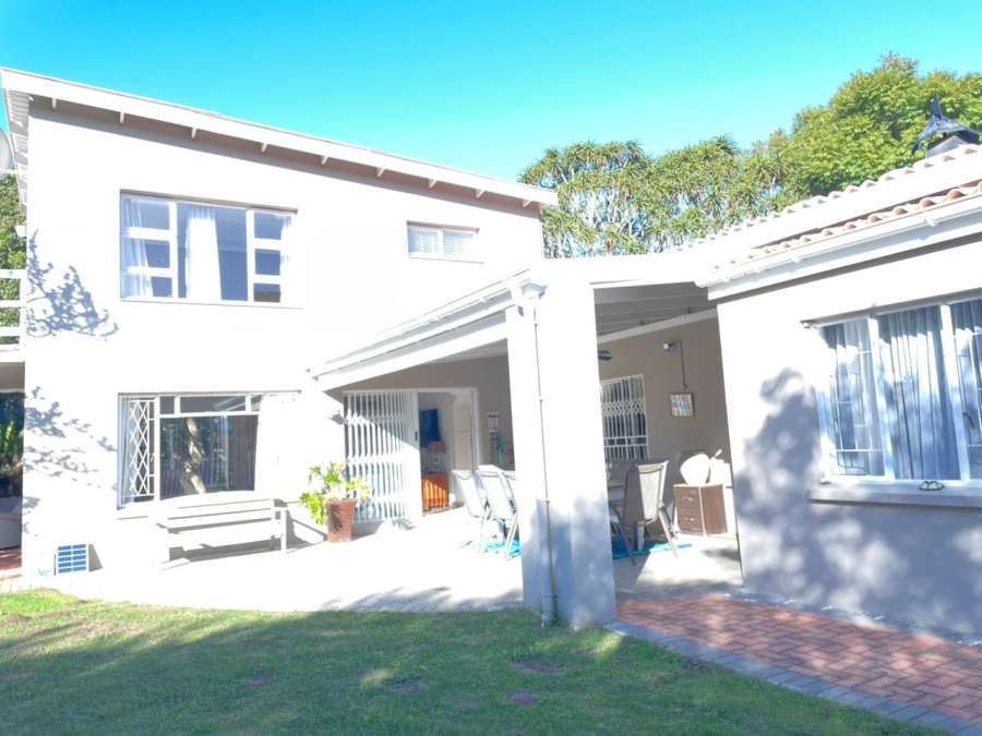 5 Bedroom Property for Sale in West Bank Eastern Cape